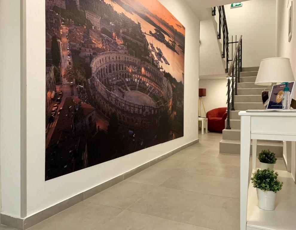 Apartments Dream In Arena 1 Pula Center Free Parking Luaran gambar