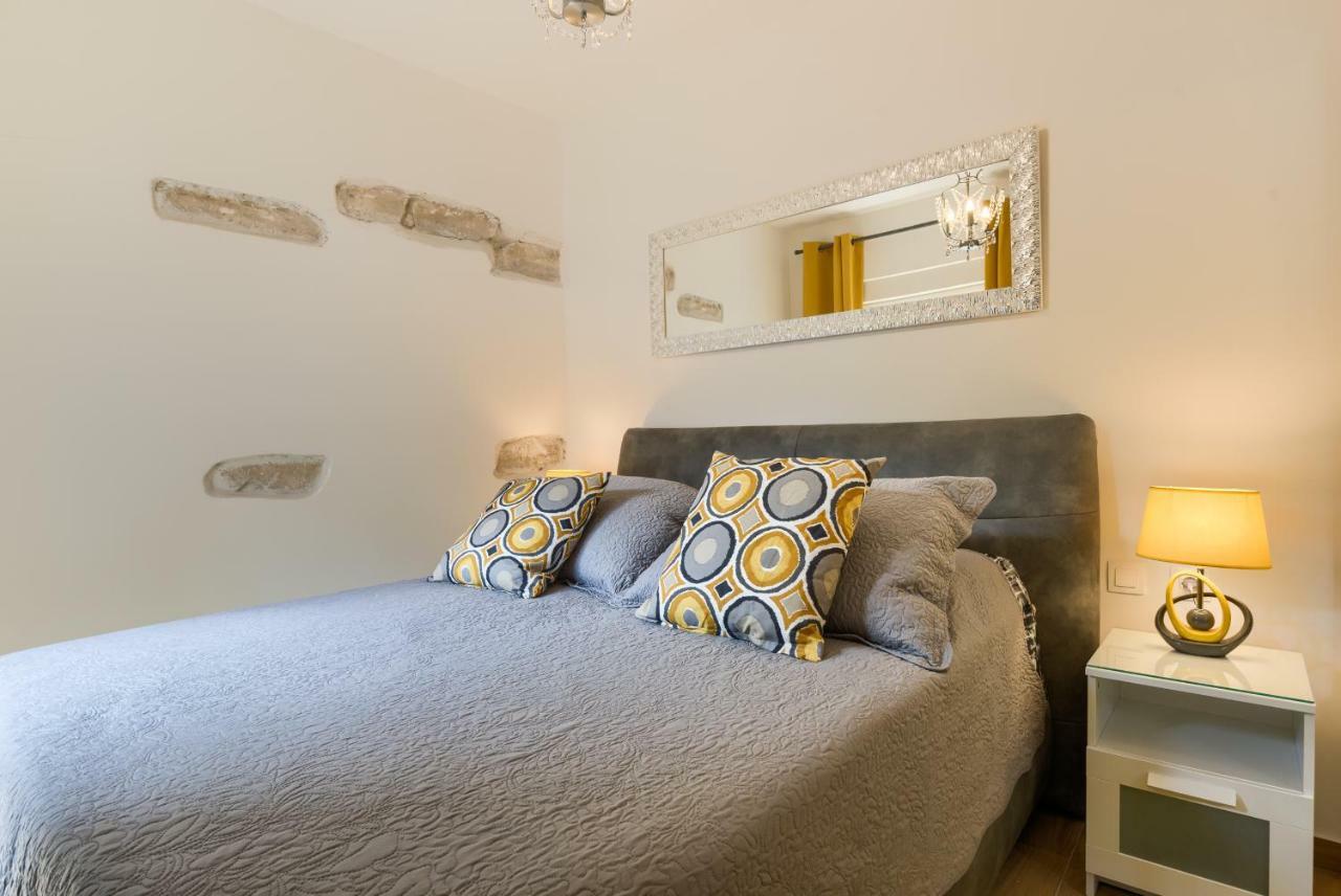 Apartments Dream In Arena 1 Pula Center Free Parking Luaran gambar