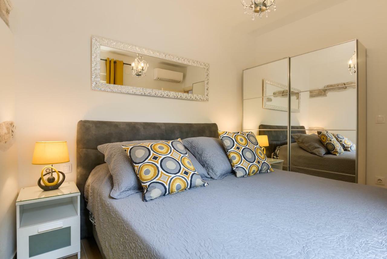 Apartments Dream In Arena 1 Pula Center Free Parking Luaran gambar
