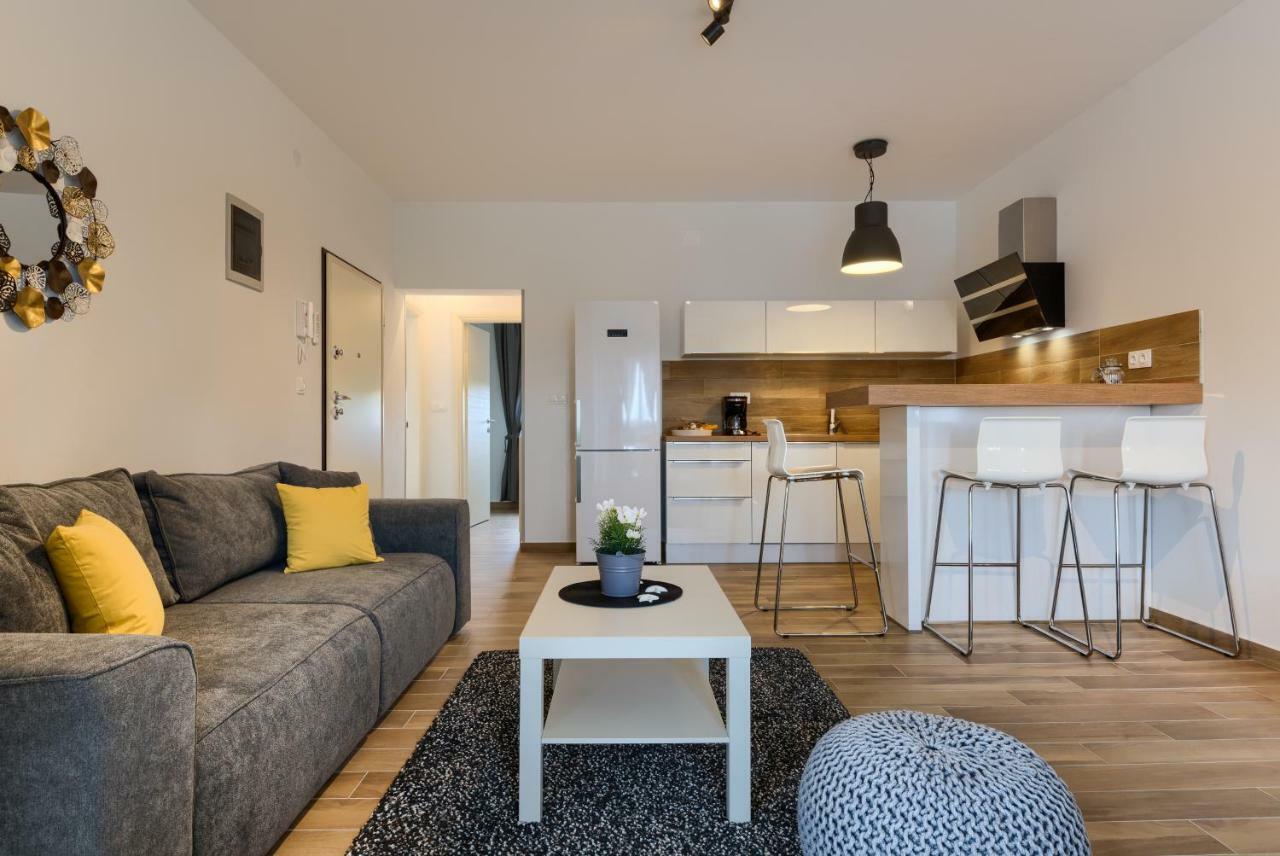 Apartments Dream In Arena 1 Pula Center Free Parking Luaran gambar