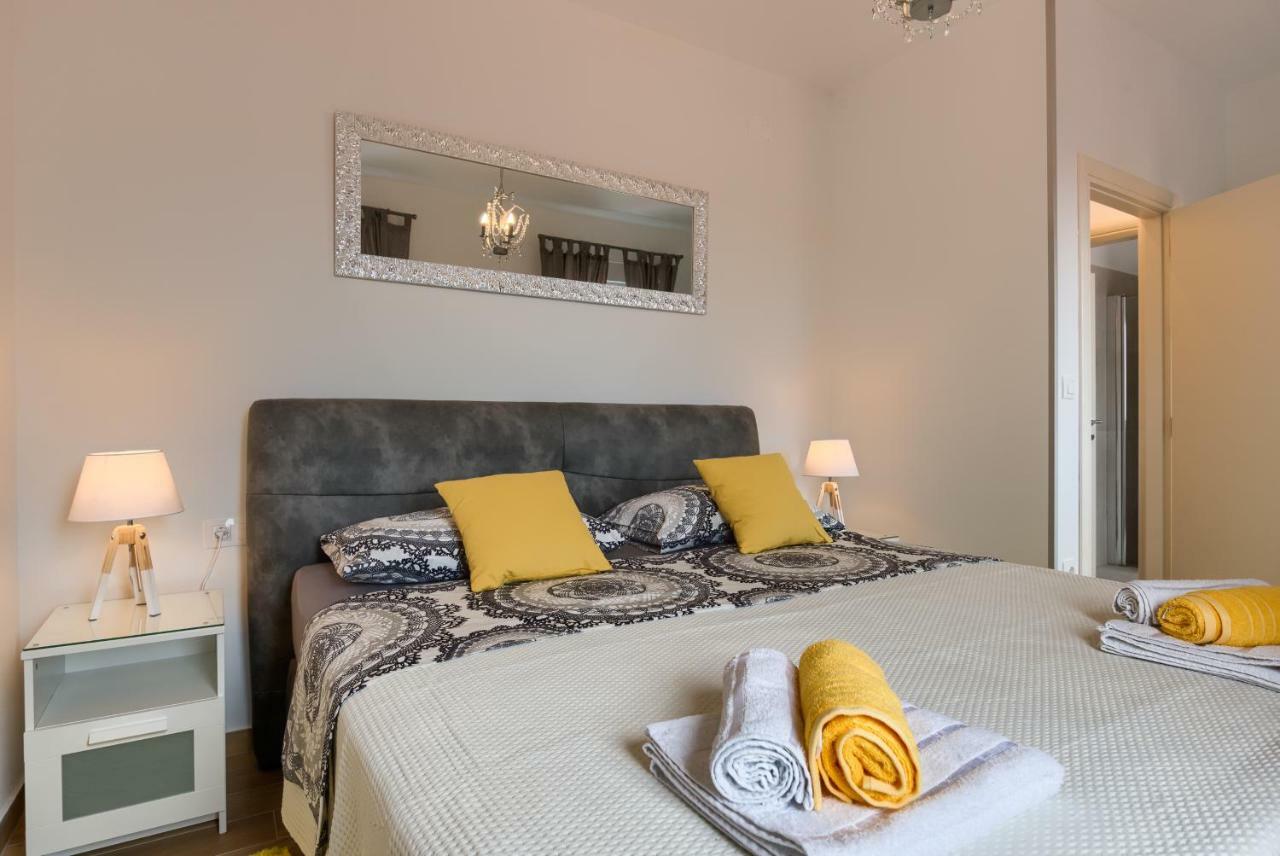 Apartments Dream In Arena 1 Pula Center Free Parking Luaran gambar